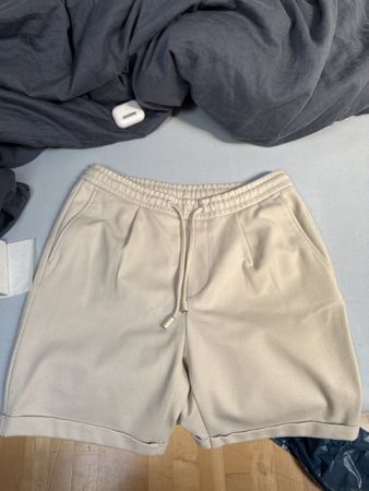 Zara Shorts M