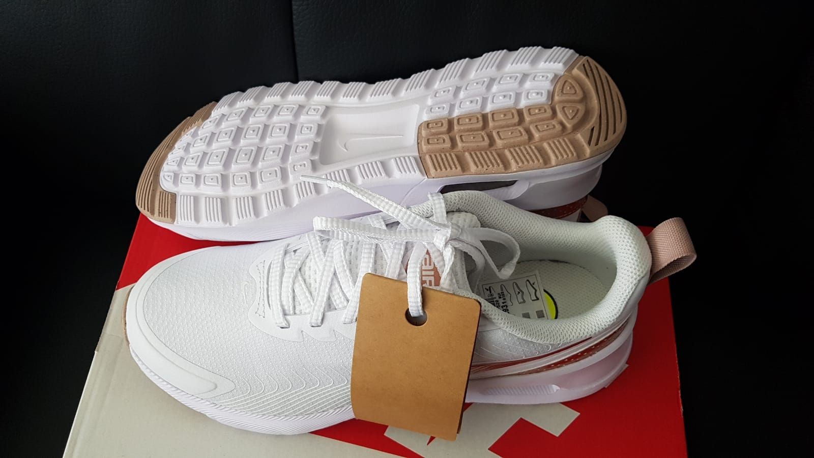 Nike Scarpe da uomo: Nike Air Max NUAXIS Gr.40 – Nuovo e nell'imballaggio originale da Zürich venduto da ata_c8nh 6