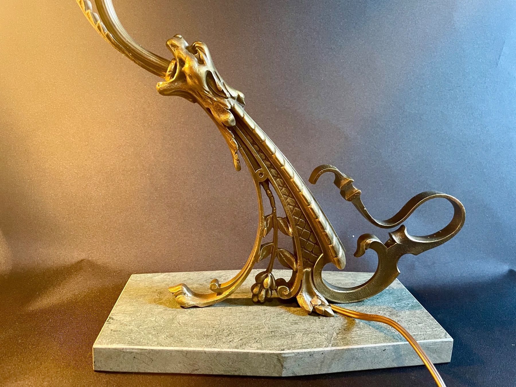 Lampade: Paire de lampe baroque, année 1930 – Usato da Prez vers Siviriez venduto da Mistinguette 1