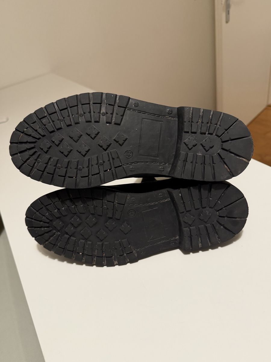 Scarpe da uomo: Schwarze Crane Herrenschuhe Grösse 42. – Usato da Adliswil venduto da StephanieAnnina 3
