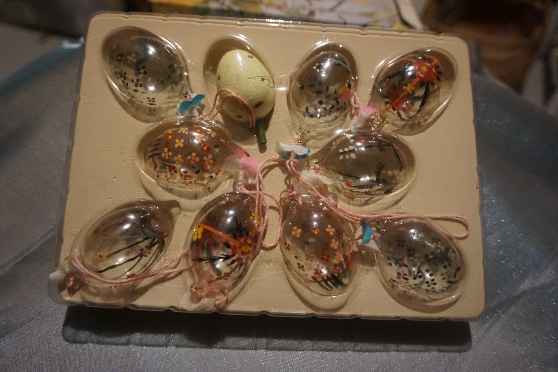 Tutte le decorazioni: Viele Osterartikel – Usato da Hochdorf venduto da Aguadulce 2