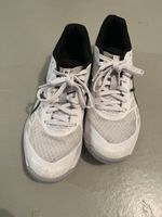 ASICS Gel-Tactic 10 Hallenschuhe Weiss Grösse 42 gebraucht