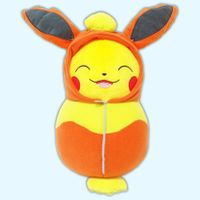 Pikachu in Flareon Plush – Pyroli Peluche – Pokémon BIG 30cm