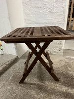 Kleiner Gartenklapptisch
