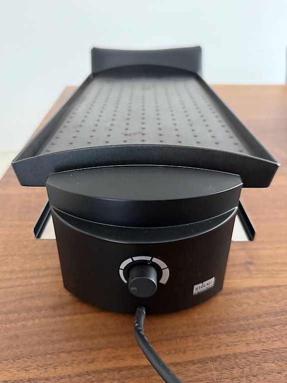 Griglie: Stöckli Tischgrill inkl. Cheeseboard – Usato da Hofstetten SO venduto da Katharina_Nina_Nina