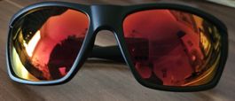 Sonnenbrille schwarz rot verspiegelt