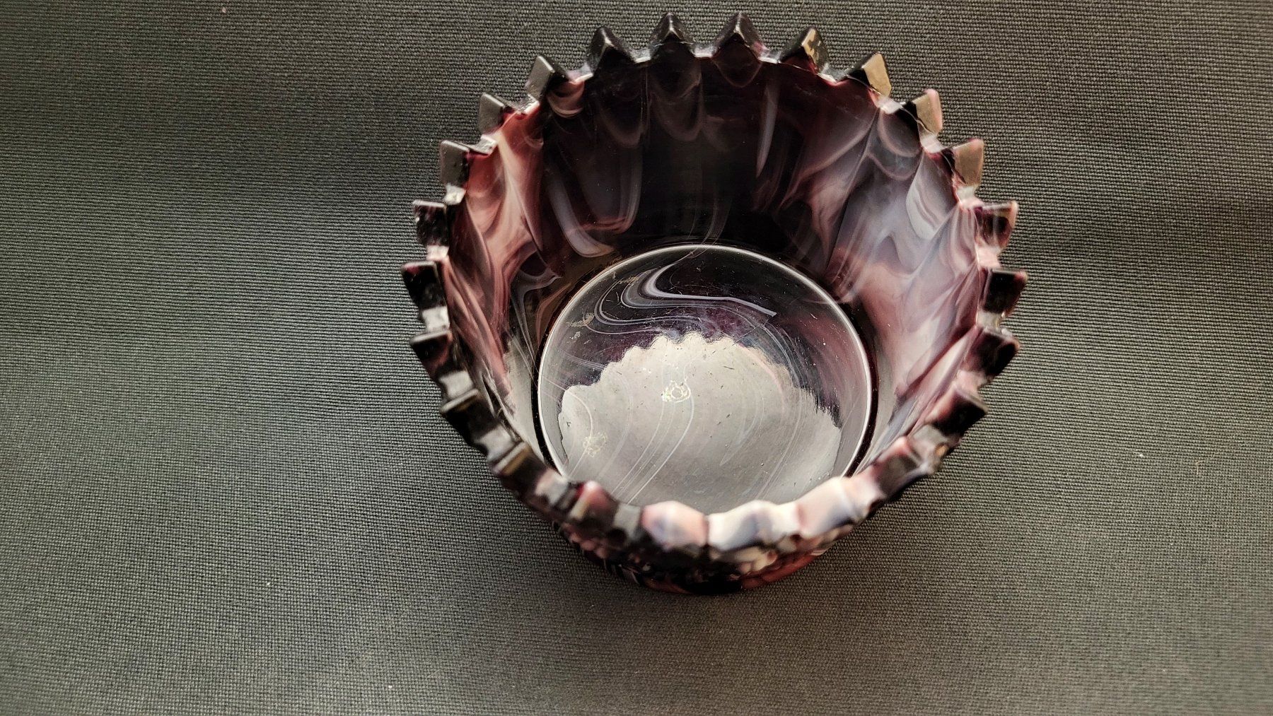 Figuren: Slagglas-Topf AMETHYST-GLAS – Gebraucht aus Basel von spinne02 4