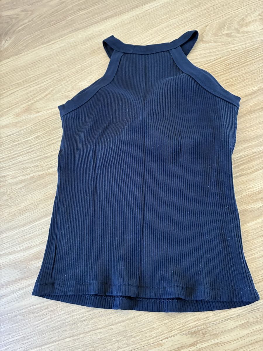 Tops: BH-integriertes Top – Neuf avec emballage d'origine à Bassersdorf par secondhand_clothing 1