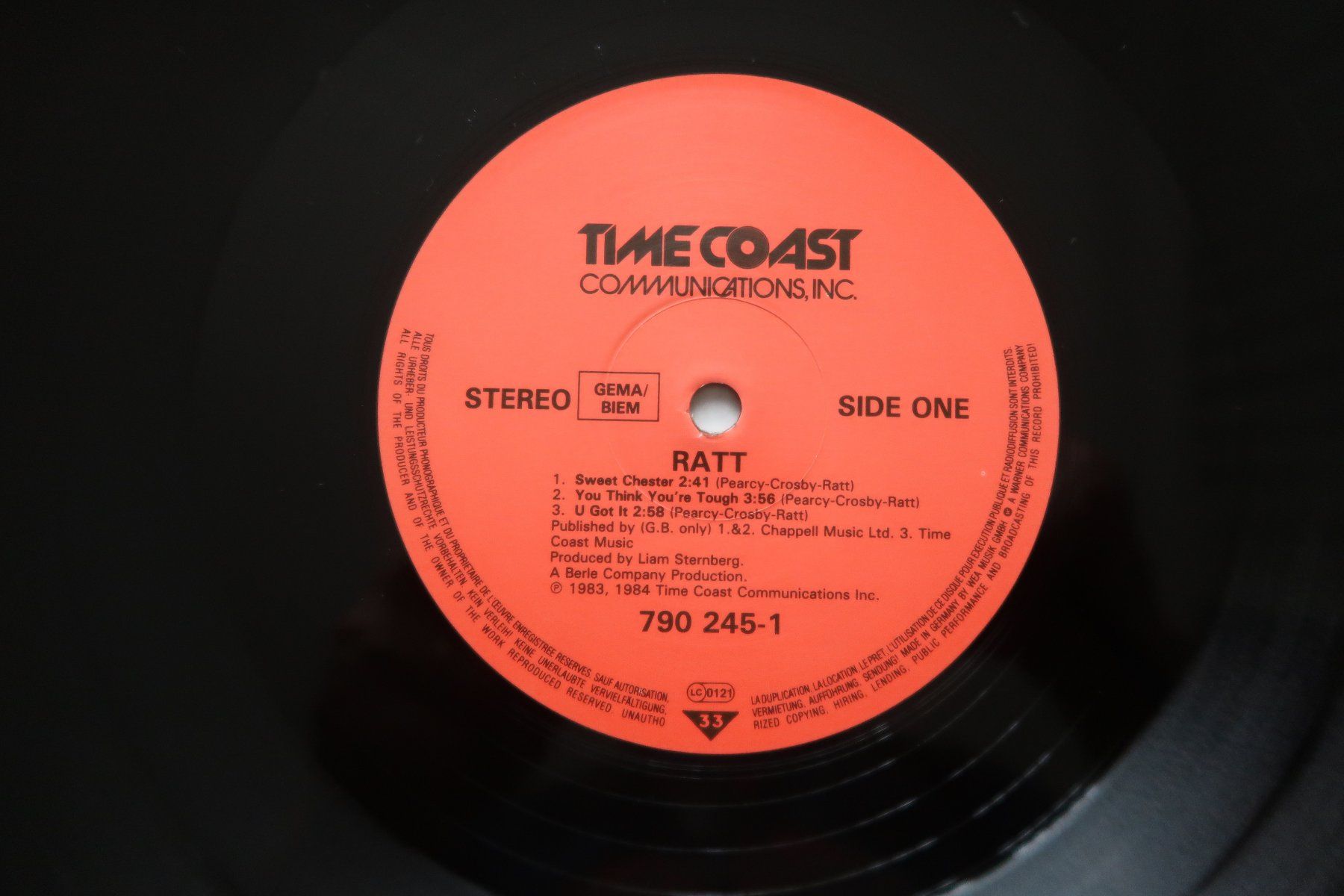 Dischi in vinile: RATT - ST -  VINYL LP – Usato da Basel venduto da Patiscat 2