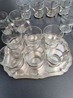 verschiedene vintage Teegläser mit Glashalter, 14 Stück