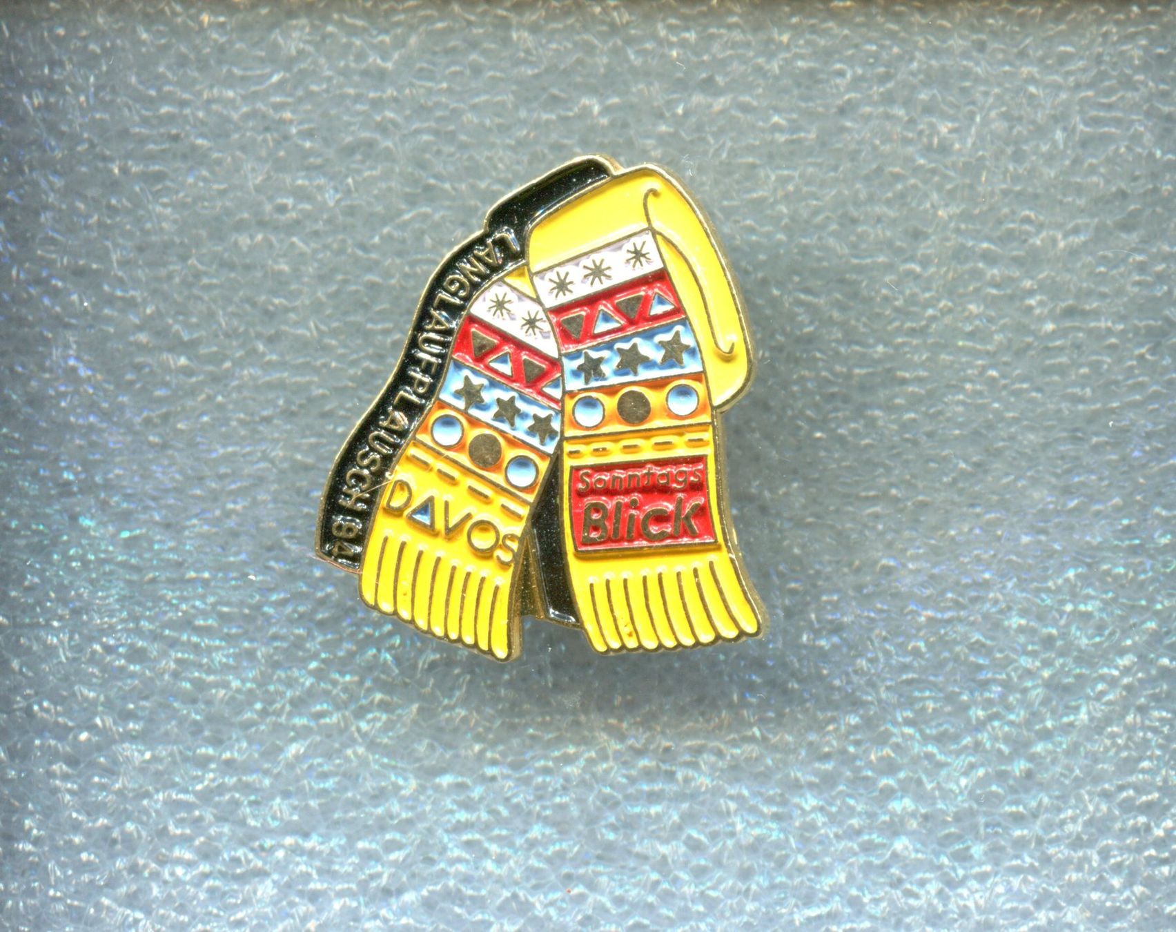 Placchette & Badge: Sonntags Blick  DAVOS  Langlaufplausch '94 – Usato da Winterthur venduto da Sammleroase