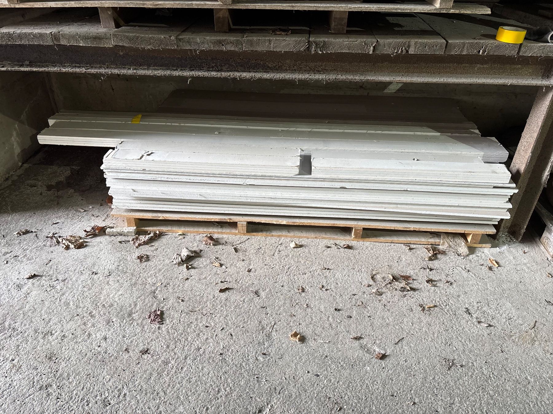 Piatti di portata: LAGERVERKAUF: Posten an Gipsplatten Reste in div. Gr. – Usato da Winterthur venduto da ReUse_Baumarkt