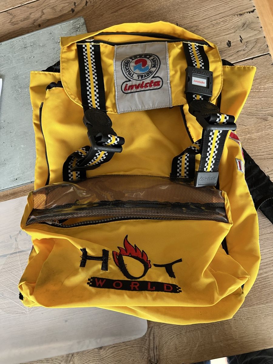 Invicta Zaini: Invicta Rucksack Vintage – Usato da Sevelen venduto da Ritiplampi 1