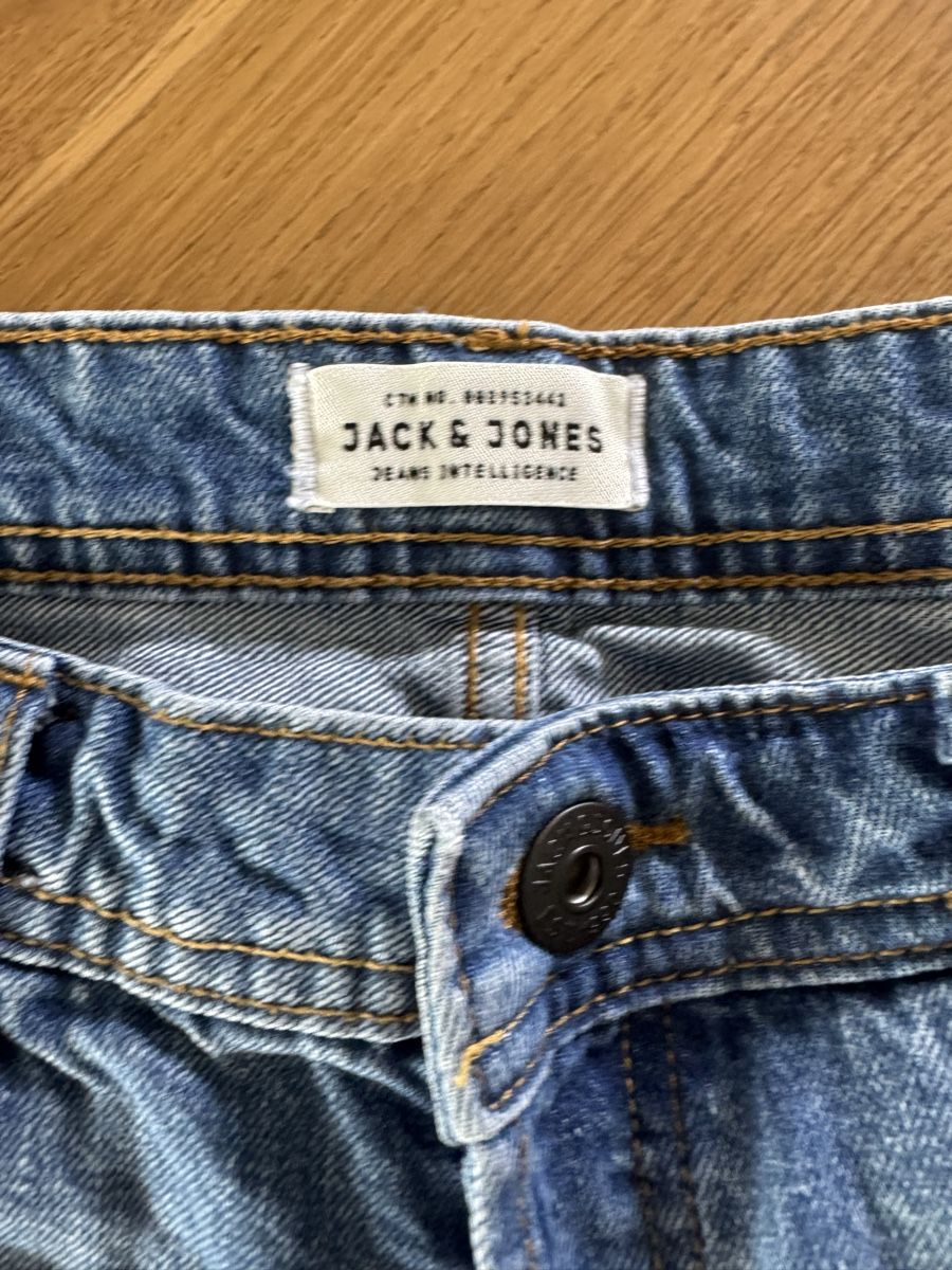 Jack & Jones Hosen: Jack&Jones denim shorts, size M. – Gebraucht aus Altendorf von wqv_97 2