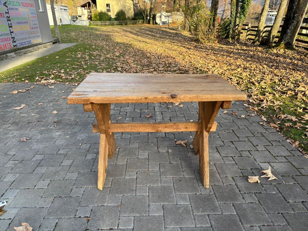 Tavoli: Holztisch – Usato da Interlaken venduto da raphael26 1