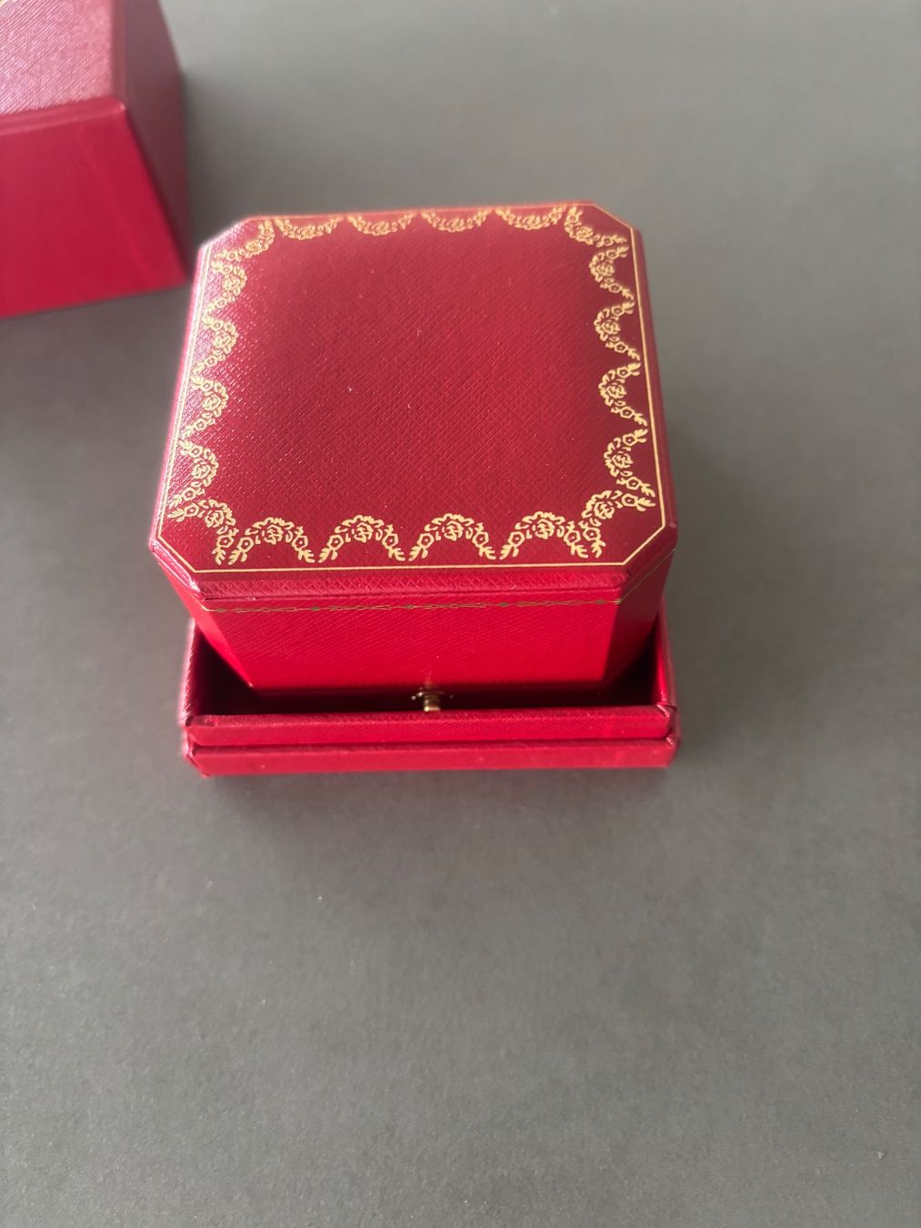 Cartier Anelli: Cartier C entrelacés – Usato da Chamby venduto da vuittonista 2