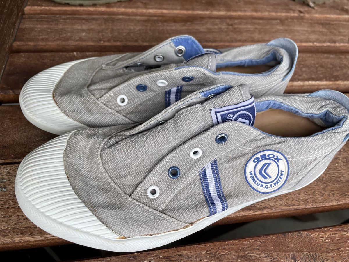 Geox Scarpe per ragazzi: Geox Kinderschuhe Gr. 33 – Usato da Bern venduto da brup