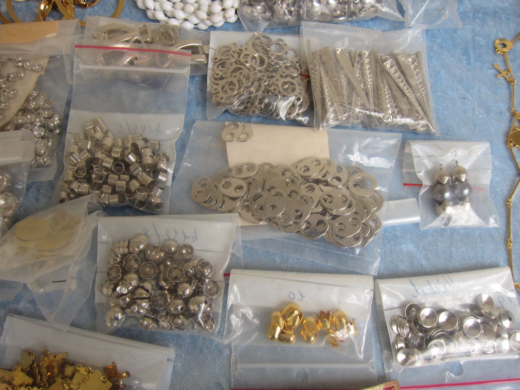 Autres bijoux: Modeschmuck Bastel Lot Defekt – Défectueux à Regensdorf par Eri8057 5