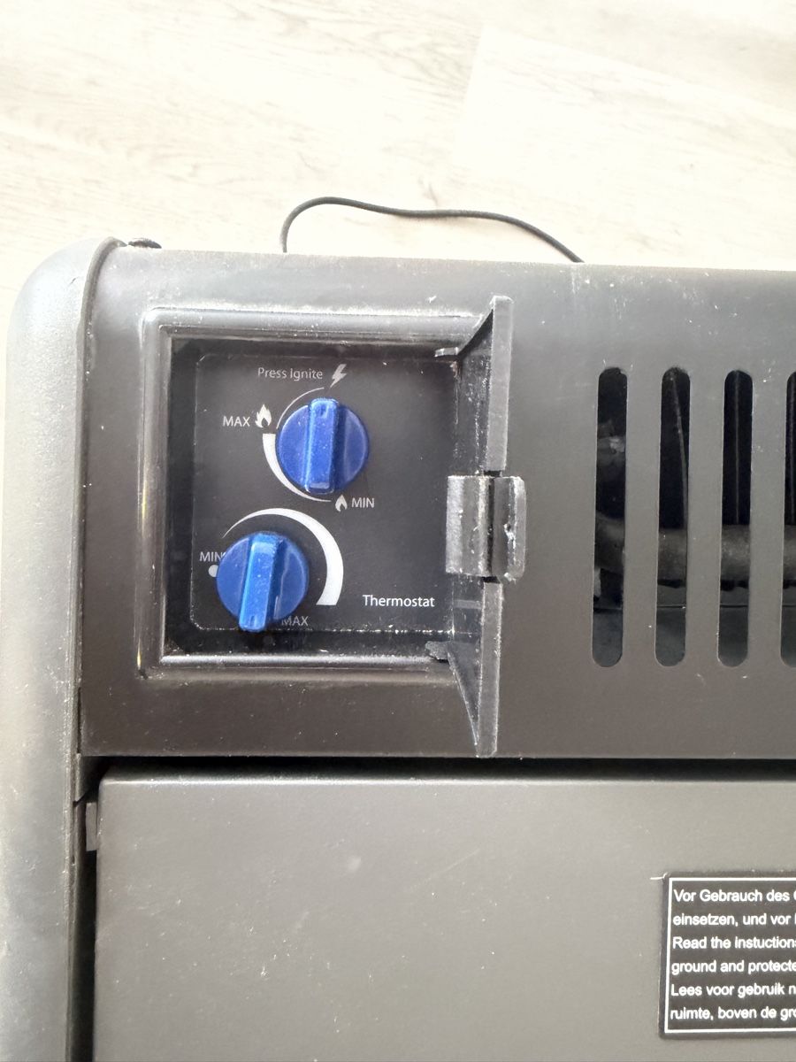 Frigoriferi & Refrigeratori: Kühlbox 45 l, 12, 230 Volt, Gas – Usato da Neuhausen venduto da kanapeli 3
