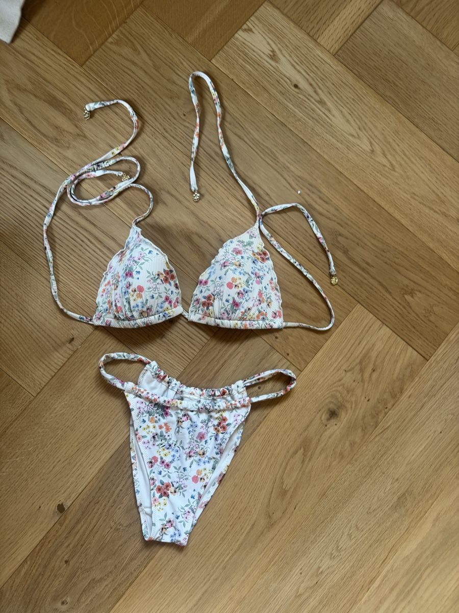 H&M Costumi da bagno & Bikini: H&M padded Blumen Bikini Set Gr. XS push up  – Nuovo (secondo la descrizione) da Zürich venduto da milenaxx