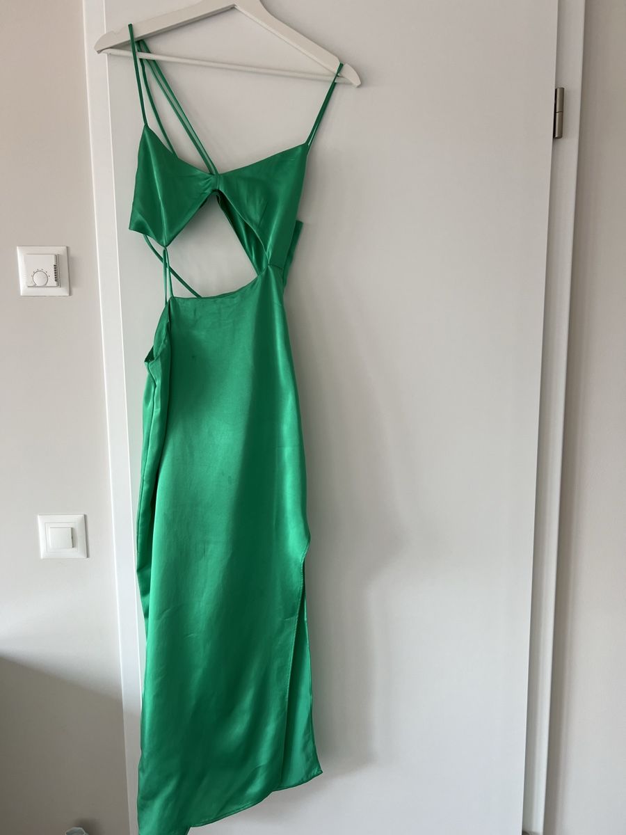 Zara Vestiti: Zara satin dress – Usato da Mendrisio venduto da gun_8gcm 2