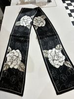 Hochwertiger Seidenschal – Unisex, künstlerische Prints