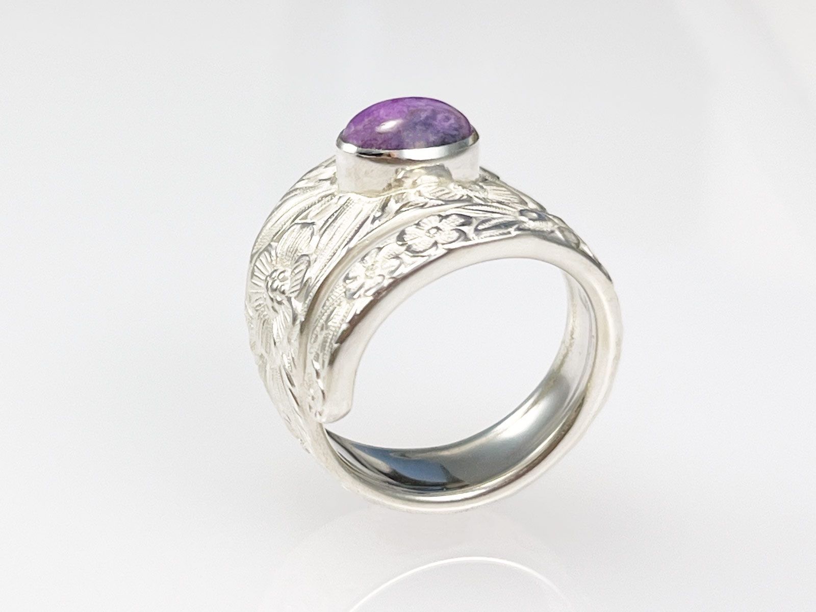 Anelli: Offener Silberring mit Sugilith im Jugendstil Design – Nuovo e nell'imballaggio originale da Meilen venduto da Byrd-bijoux 3
