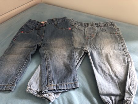 2 Hosen Grösse 68