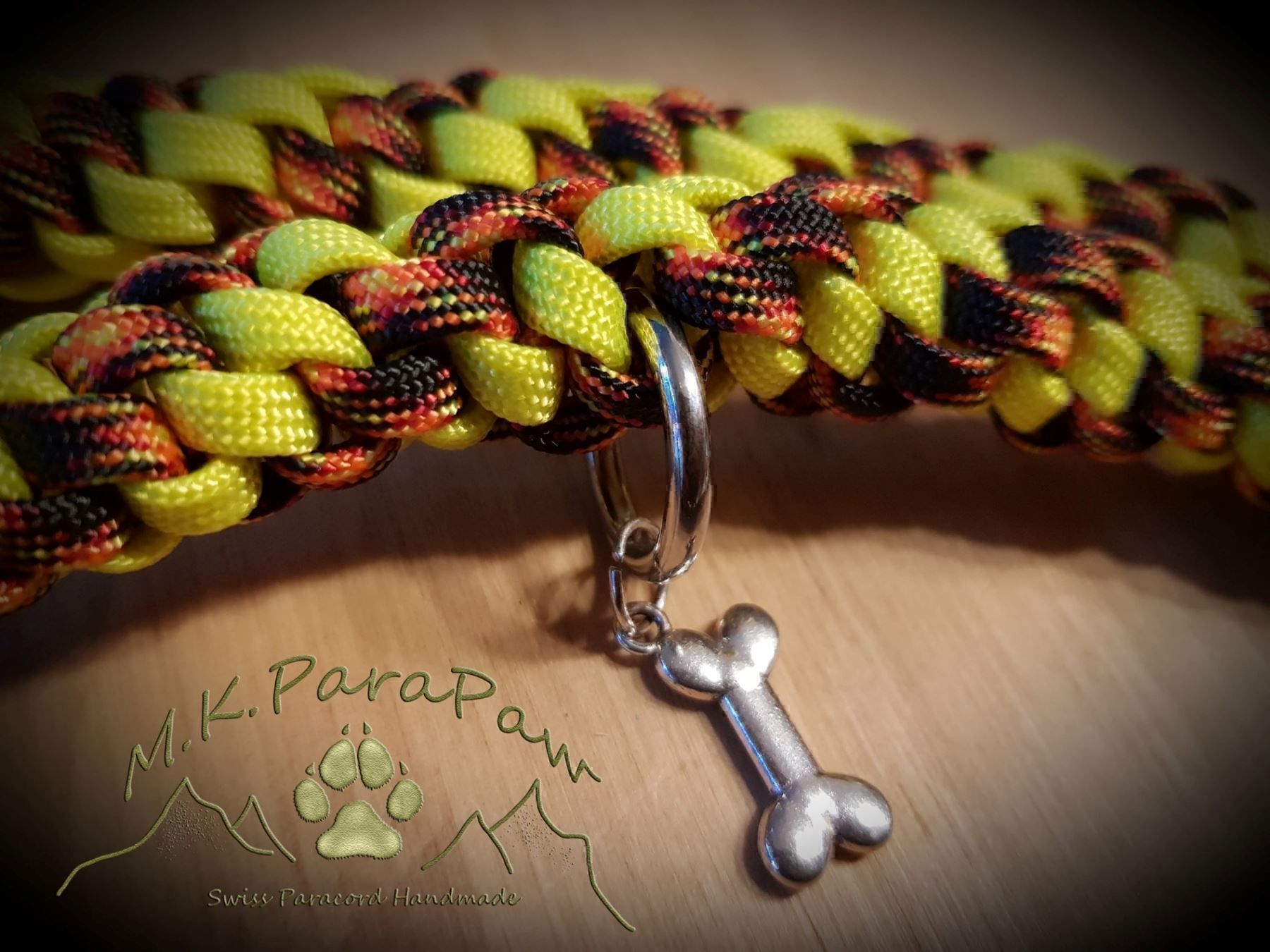 Guinzagli & Collari: Paracord Hundeleine 100% Handarbeit – Nuovo (secondo la descrizione) da Näfels venduto da AllerleiCH 1