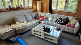 Weisses Sofa