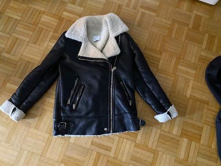 Winterjacke Jacke Grösse S Bershka