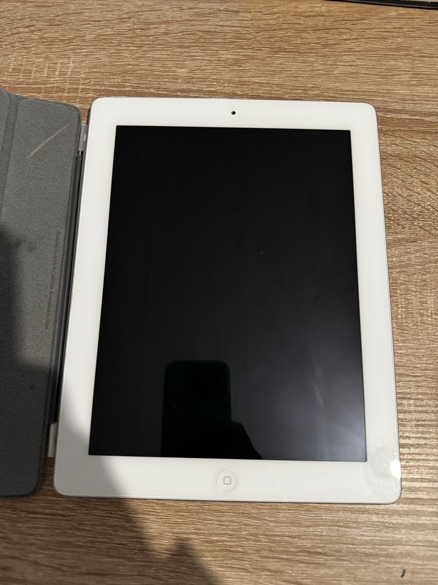 Apple Tablet PC: IPad 3e génération (A1416) – Difettoso da Vevey venduto da Eiden77