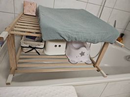 Wickelaufsatz auf Badewanne