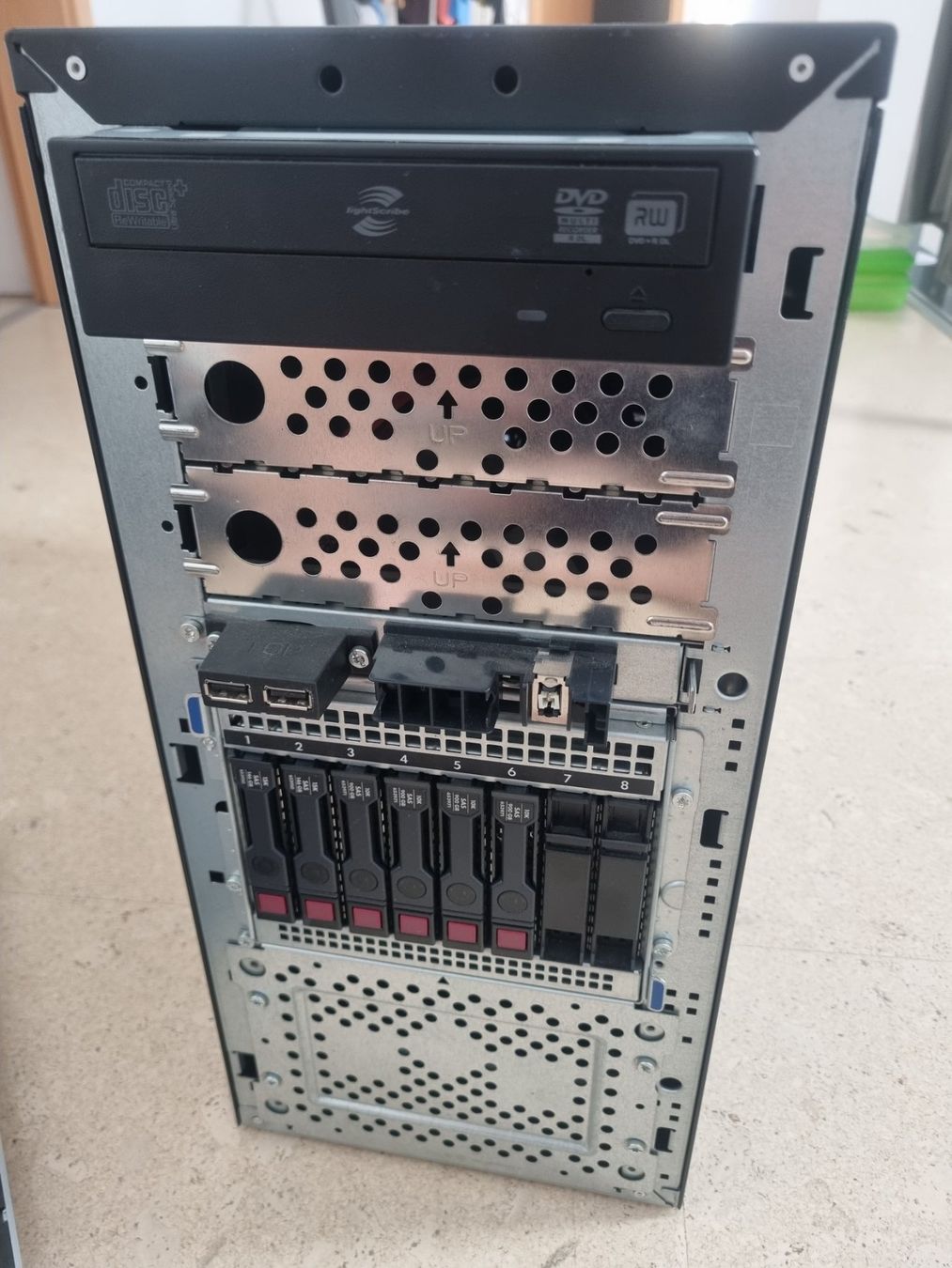Hewlett Packard Server: HP ProLiant ML350p Gen8 – Gebraucht aus Kallern von Meierjo 1