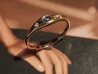 Bagues: Stilvoller 750 Goldring mit 1 Saphir – Neuf (Voir description) à Unterägeri par Altgoldschmuck