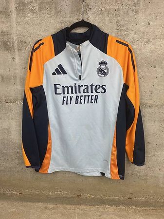 Haut dentraînement Real Madrid  junior 18 / env. 176 cm