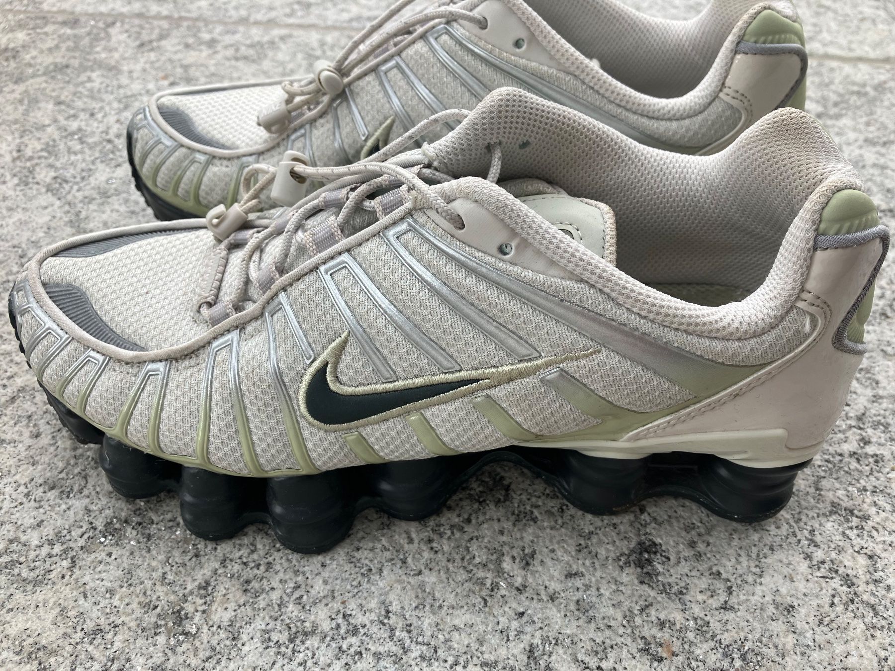 Nike Herrenschuhe: Nike Shox wie neu, Gr. 37.5 – Gebraucht aus Ostermundigen von bea_pjw9 1