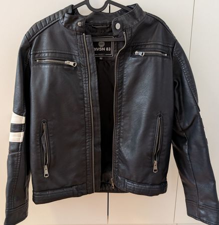 Kunstlederjacke schwarz Grösse 152