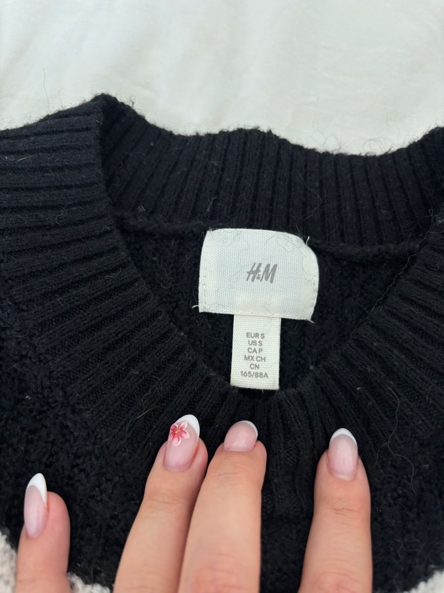H&M Maglioni & Felpe: gestreifter Pullover H&M – Usato da Wettswil venduto da danielaa. 2