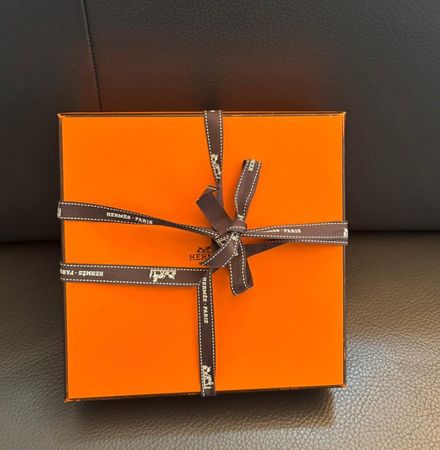 ❤️ Hermes Box