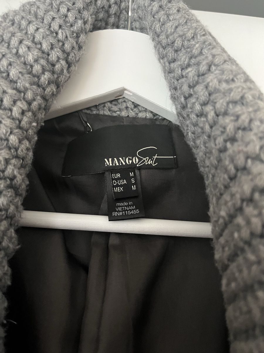 Mango Mäntel: Wintermantel Mango Grösse M (klein geschnitten) – Gebraucht aus Oberengstringen von Sandra230 1