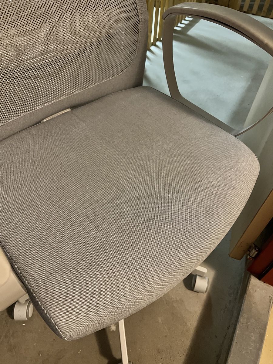 Ikea Sedie: IKEA Markus Office Chair in Light Grey – Usato da Basel venduto da sbo_6vtx 5