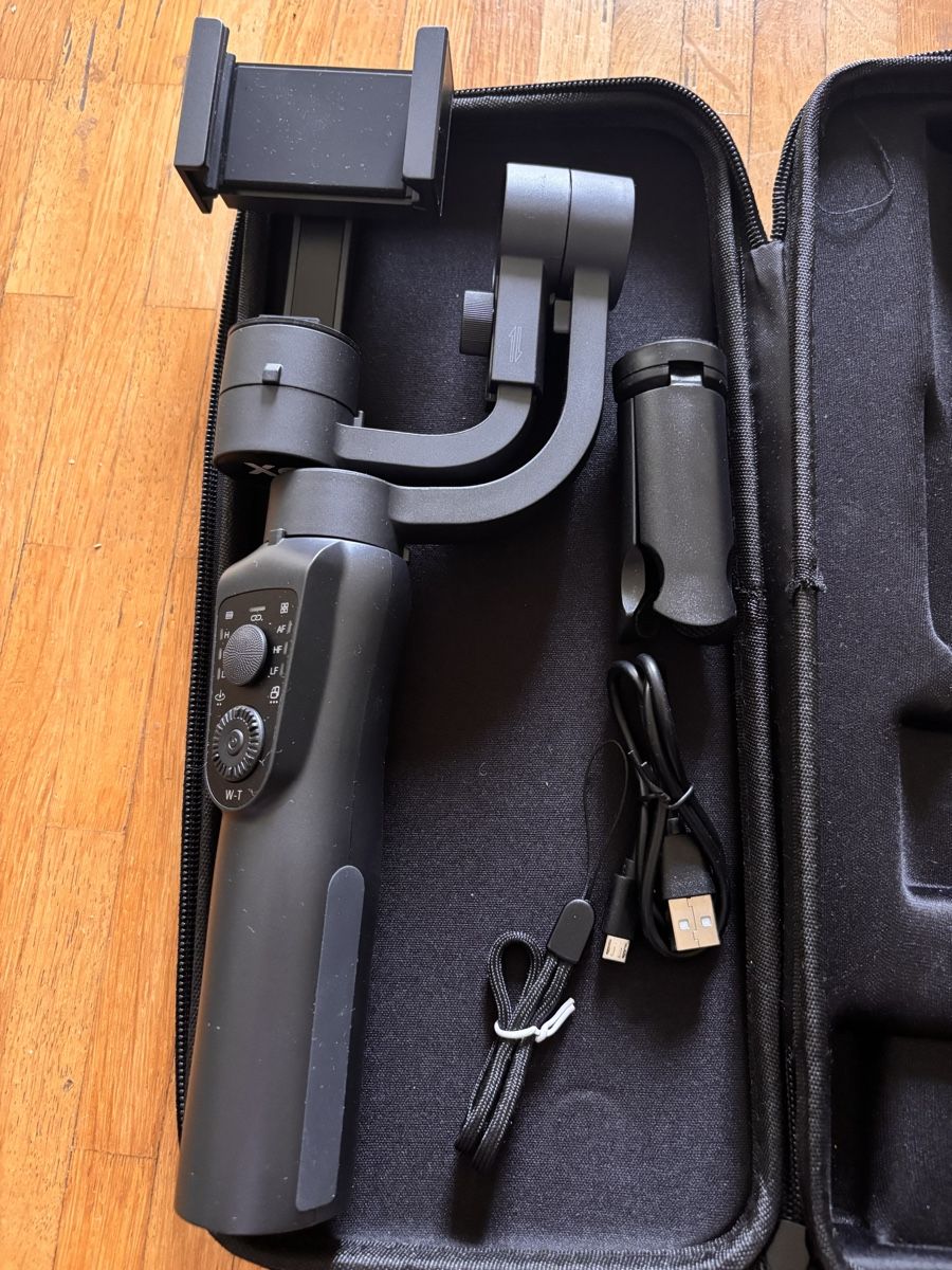 Staffe: Smartphone Gimbal Stabilisator mit Tasche gut erhalten – Usato da Liestal venduto da Raul910 1