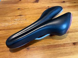 Specialized Sattel