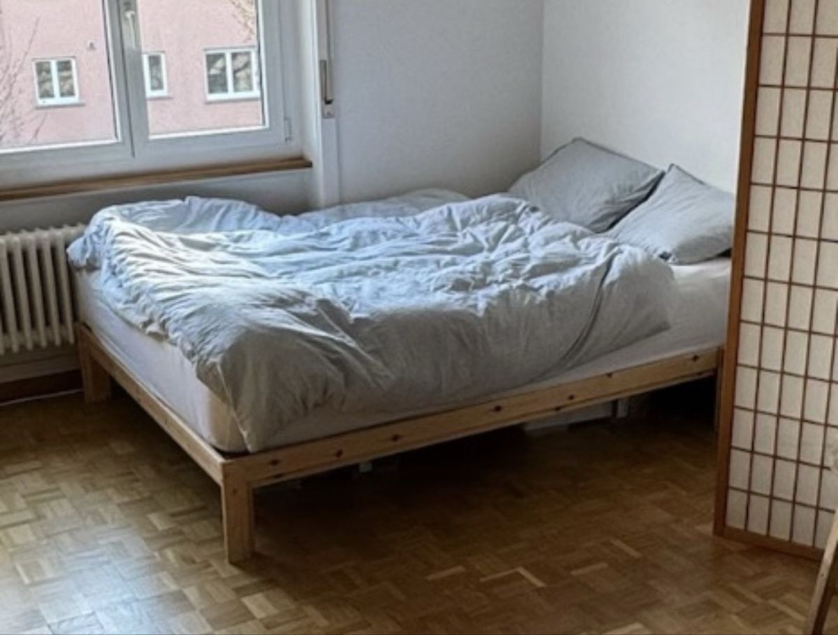 Lits: Bettgestell und Matratze – D'occasion à Bern par lar_v7m5