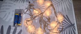 Lichterkette Tannenzapfen