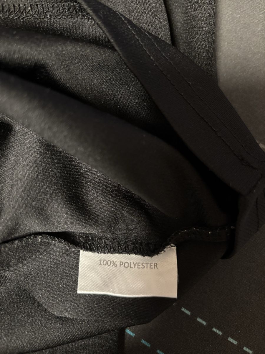 T-Shirts: Sport Tshirt 36 schwarz – Gebraucht aus Kesswil von Branca-01 4