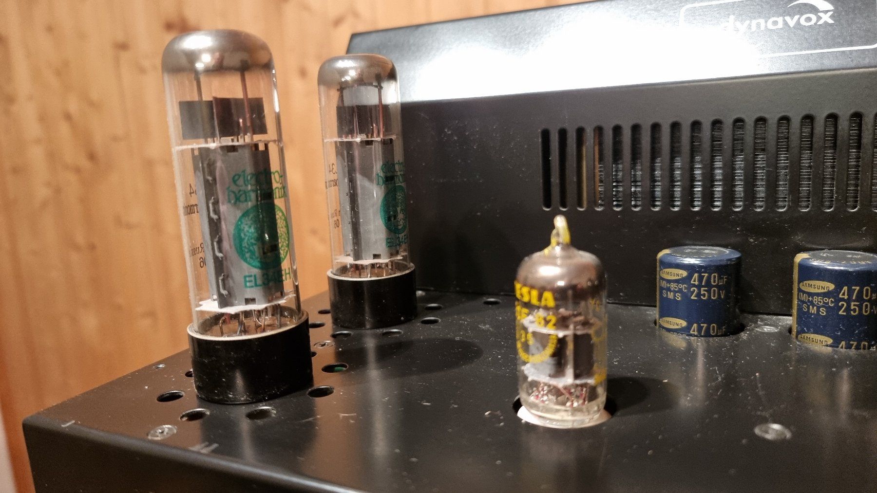 Amplificatori: Dynavox VR70-2 Röhren Endstufe mit EL34 – Usato da Schöfflisdorf venduto da Silvervintage.CH 3