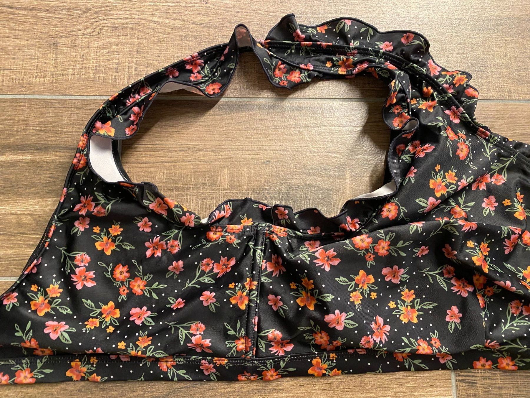 Costumi da bagno & Bikini: Peek & Beau Bikini-Oberteil Blumen Gr. 52 / 54 – Usato da Pratteln venduto da a23_j2gs 2