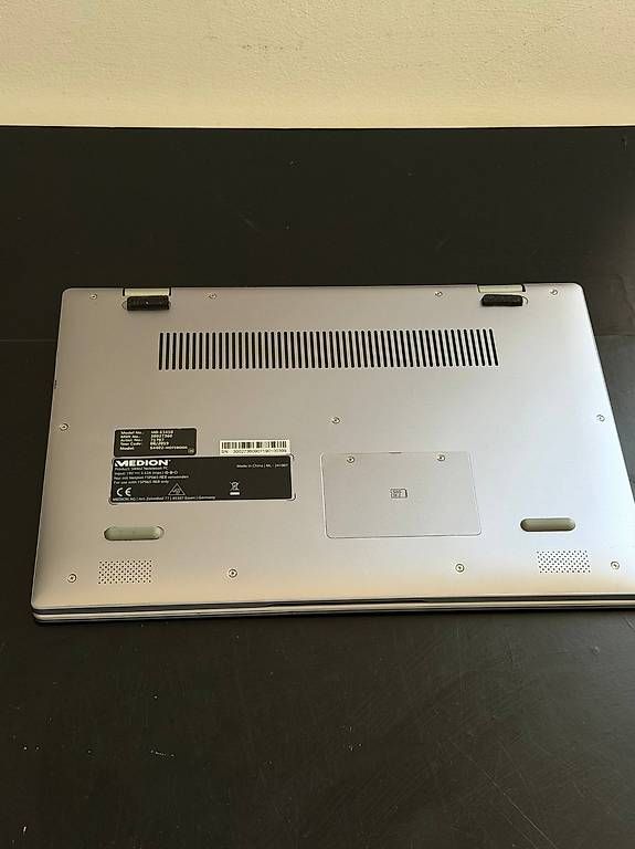 Notebook: Ordinateur Portable Medion Touch-Screen et SSD M2 – Usato da Ulmiz venduto da CrisCom 4